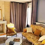 Bordeaux, Piscine Et Отель типа 