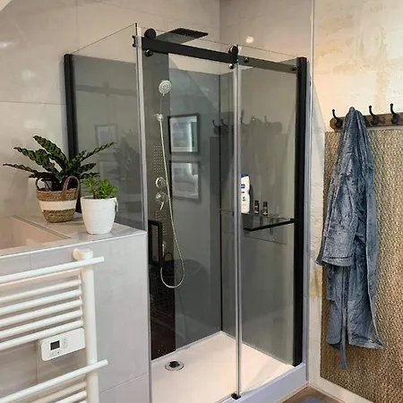 Bed & Breakfast Bordeaux, Piscine Et *