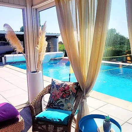 Bordeaux, Piscine Et