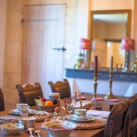 Bordeaux, Piscine Et Bed & Breakfast Lugon et l'Ile du Carney