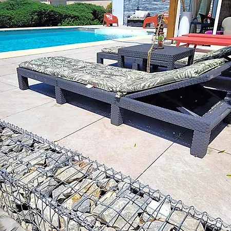 Nocleg ze śniadaniem Bordeaux, Piscine Et 4*